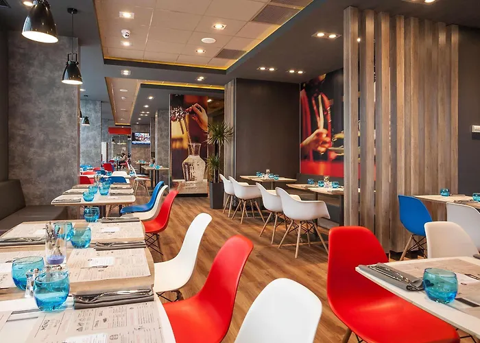 Ibis Kyiv Railway StationГотель